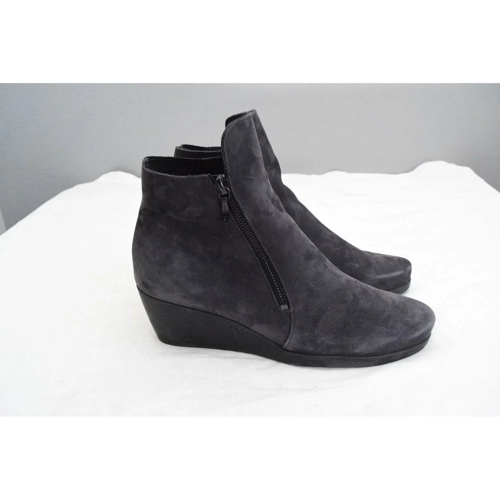 Arche Jolia 41 Black Nubuck Leather Wedge Ankle Boots Side Zip Wedge Luxury